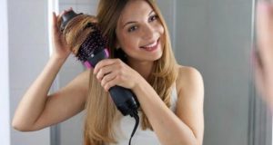 4 dicas para secar o cabelo corretamente e evitar danos aos fios